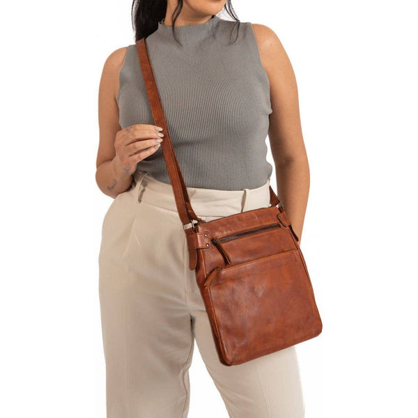Leather Shoulder Bag Robbie Cognac